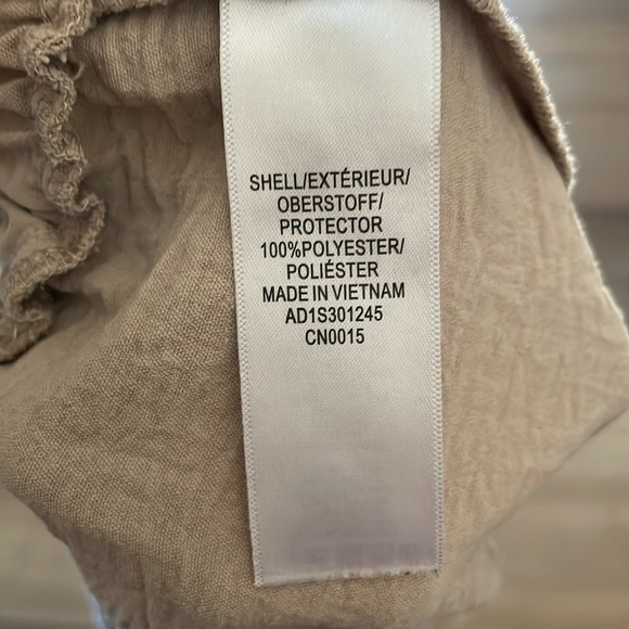 Adrianna Papell Textured Crepe Wide Leg Culotte
Pull On Crop Pants Size Large - Picture 8 of 10